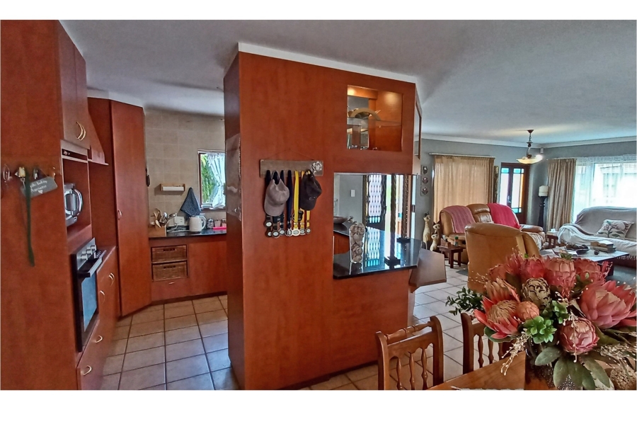 2 Bedroom Property for Sale in Hersham Western Cape